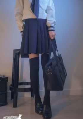 完蛋我被房客包围了_剧情片超清免费观看